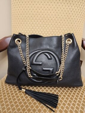 Gucci Black Soho Leather Chain Medium Tote